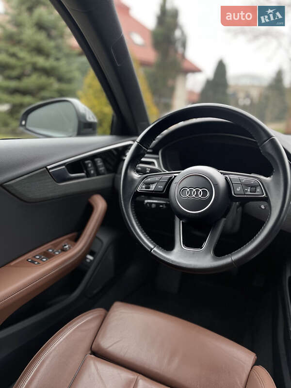 Седан Audi A4 2020 в Ивано-Франковске