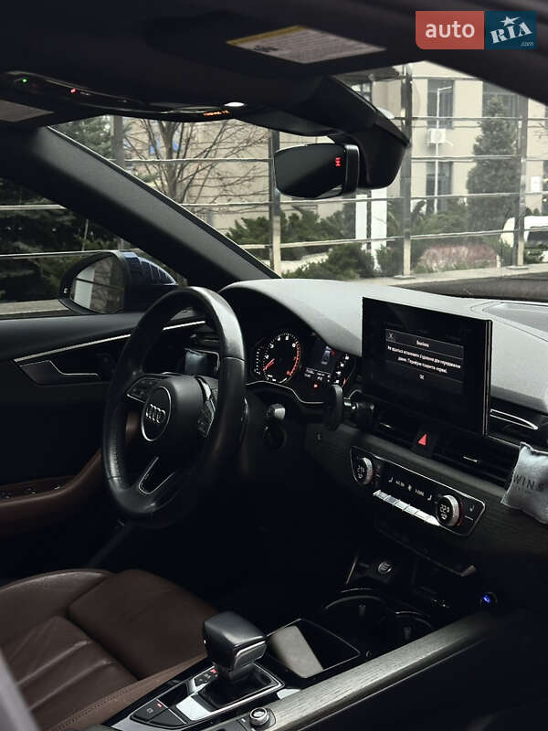 Седан Audi A4 2021 в Києві