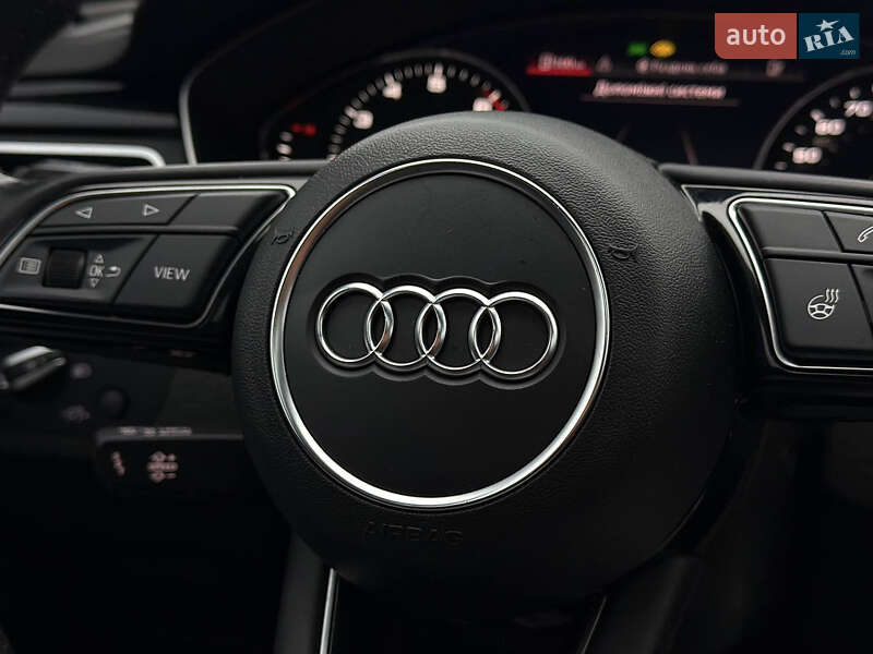 Седан Audi A4 2021 в Києві