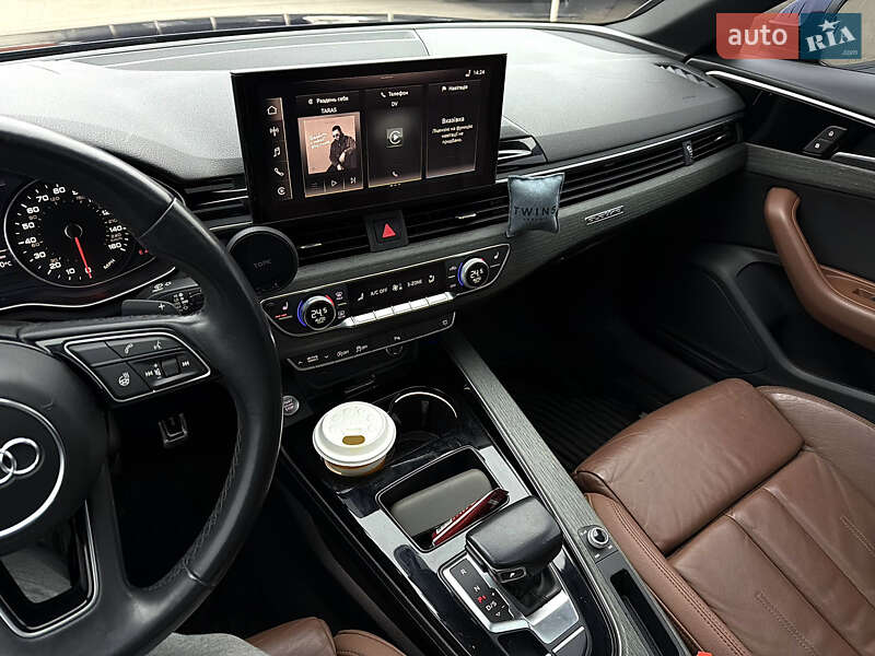 Седан Audi A4 2021 в Києві