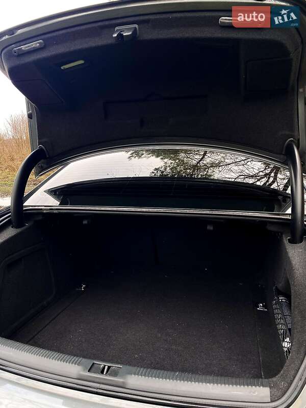 Седан Audi A4 2015 в Ивано-Франковске фото 15 Седан Audi A4 2015 в Ивано-Франковске