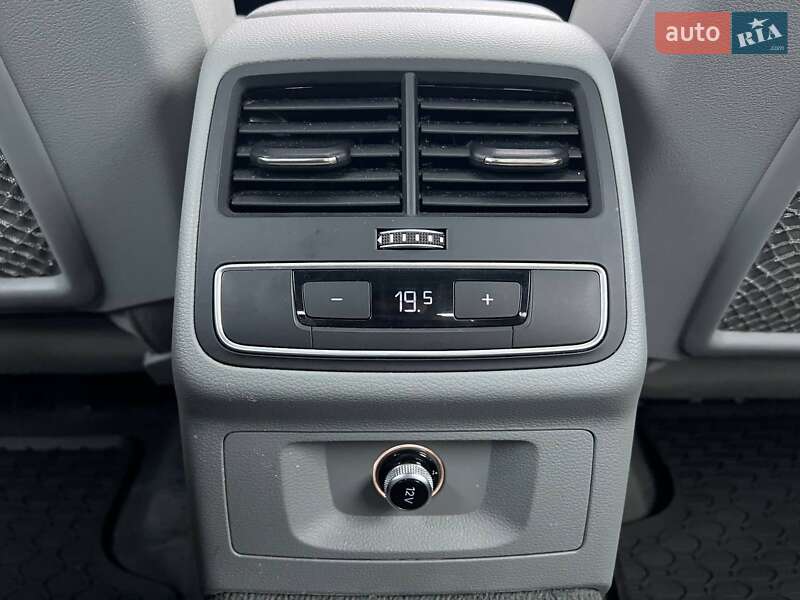 Седан Audi A4 2016 в Киеве фото 24 Седан Audi A4 2016 в Киеве