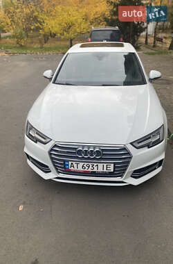 Седан Audi A4 2018 в Ивано-Франковске