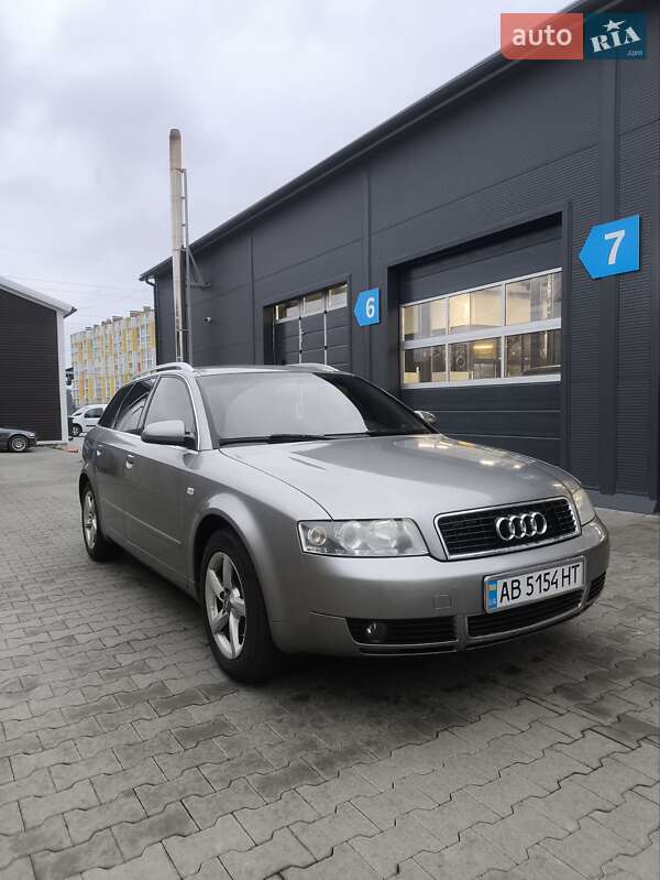 Audi A4 2004 Audi A4 2004