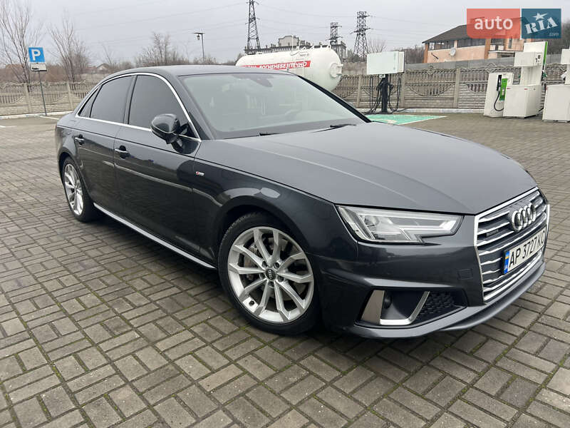Audi A4 2018