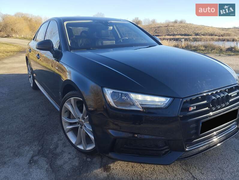 Седан Audi A4 2018 в Белой Церкви