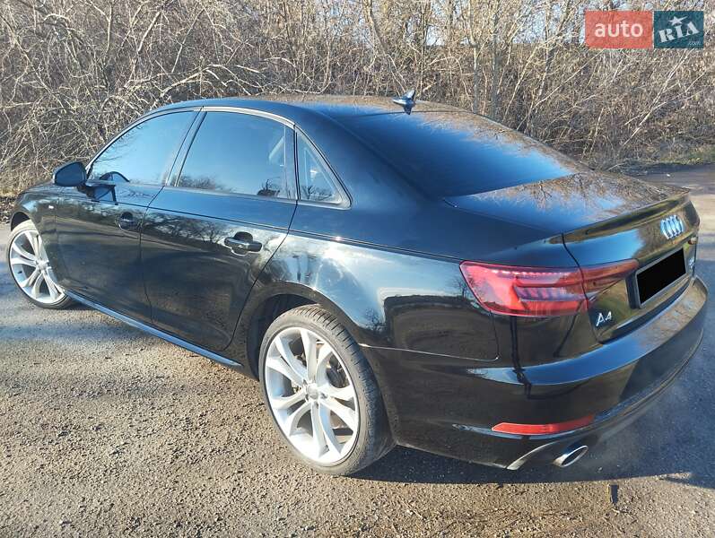 Седан Audi A4 2018 в Белой Церкви