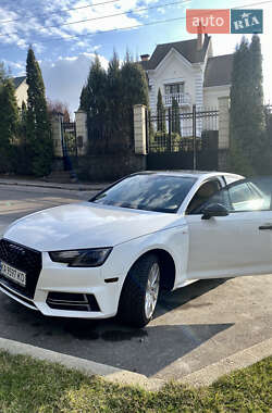 Седан Audi A4 2017 в Киеве