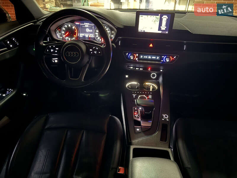 Седан Audi A4 2019 в Ивано-Франковске