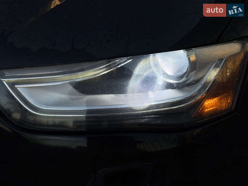 Седан Audi A4 2014 в Киеве