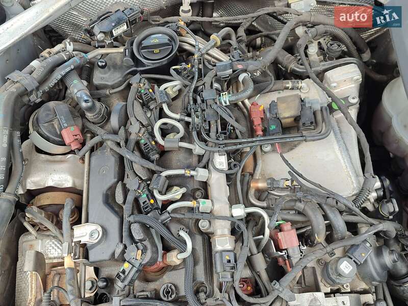 Универсал Audi A4 2016 в Хмельницком