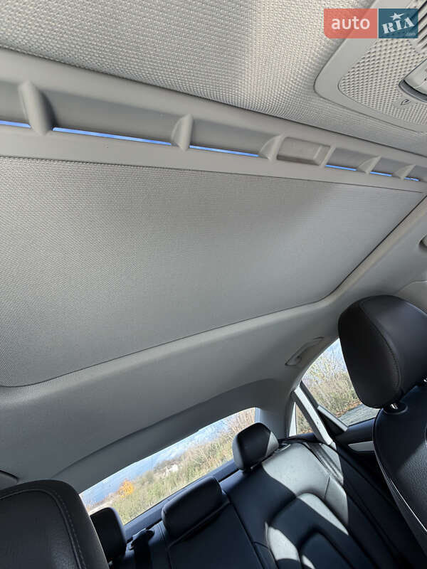 Седан Audi A4 2015 в Звягеле