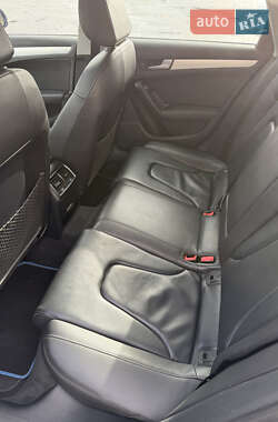 Седан Audi A4 2015 в Звягеле