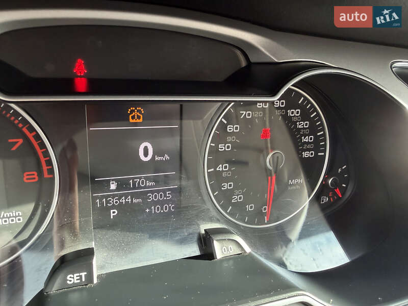 Седан Audi A4 2015 в Звягеле