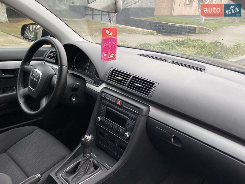 Седан Audi A4 2008 в Вознесенске