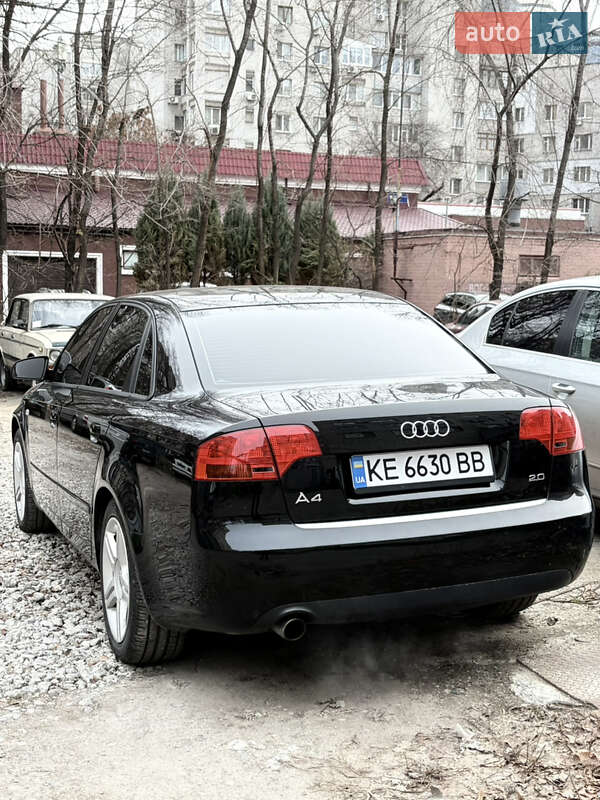 Седан Audi A4 2005 в Днепре