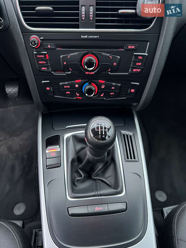 Универсал Audi A4 2010 в Луцке