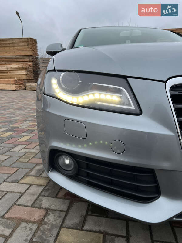 Универсал Audi A4 2010 в Луцке