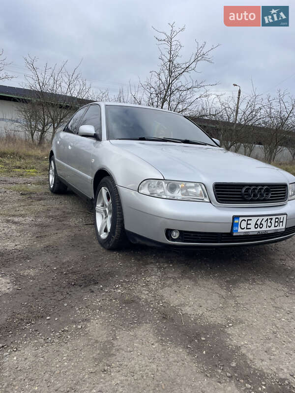 Седан Audi A4 1999 в Глыбокой