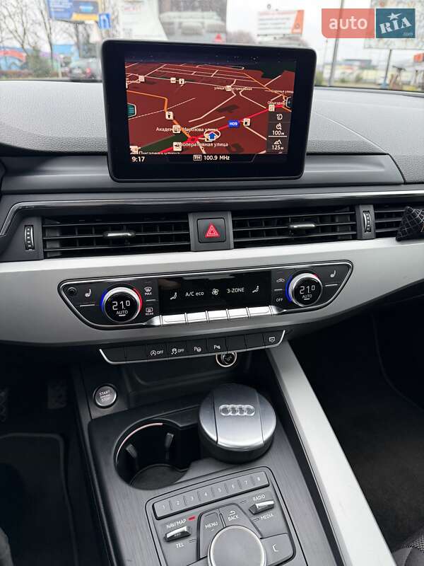 Седан Audi A4 2016 в Мукачево