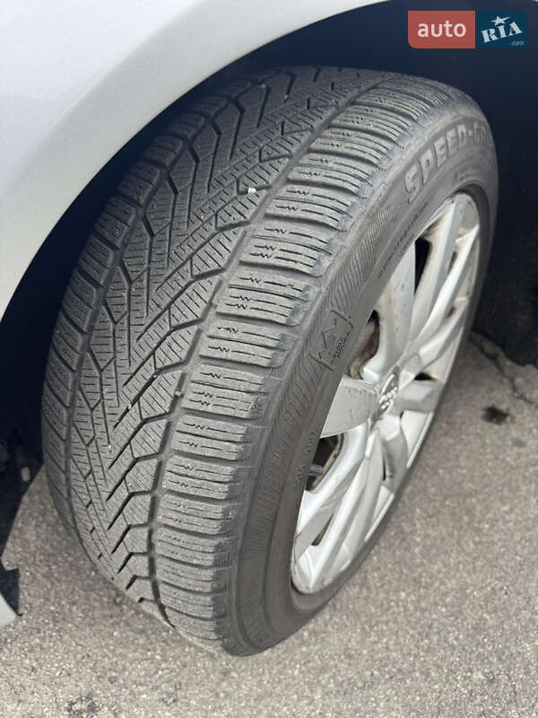 Седан Audi A4 2009 в Киеве