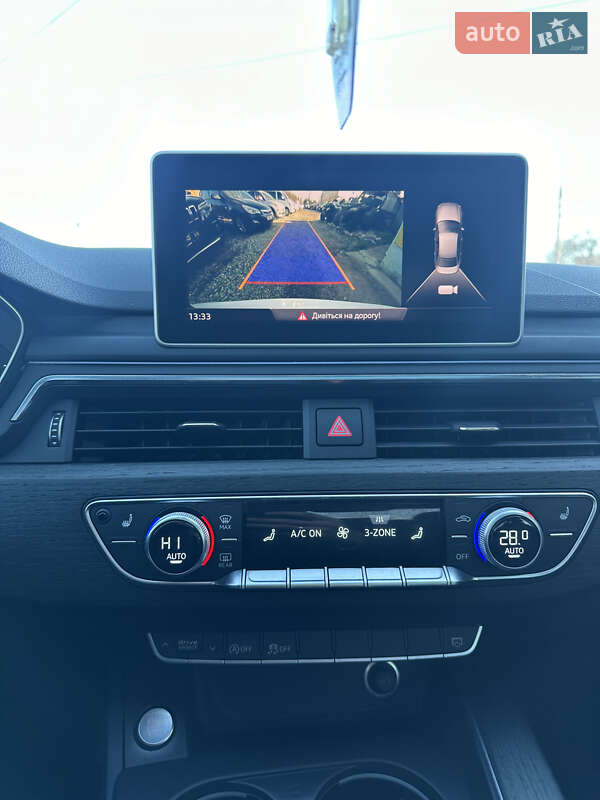 Седан Audi A4 2016 в Ивано-Франковске