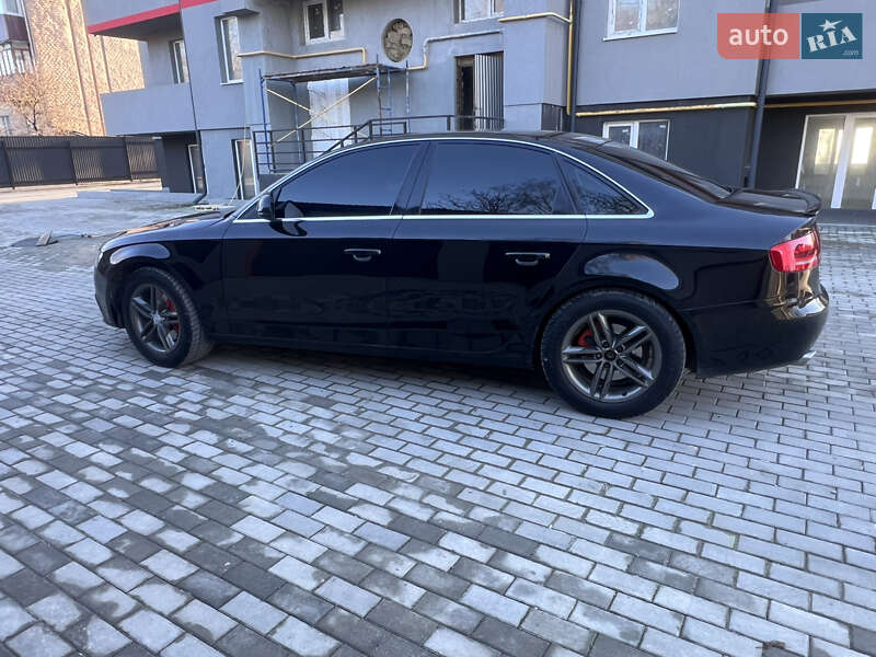 Седан Audi A4 2009 в Чорткове