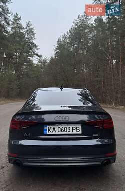 Седан Audi A4 2018 в Киеве