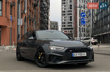 Седан Audi A4 2020 в Києві