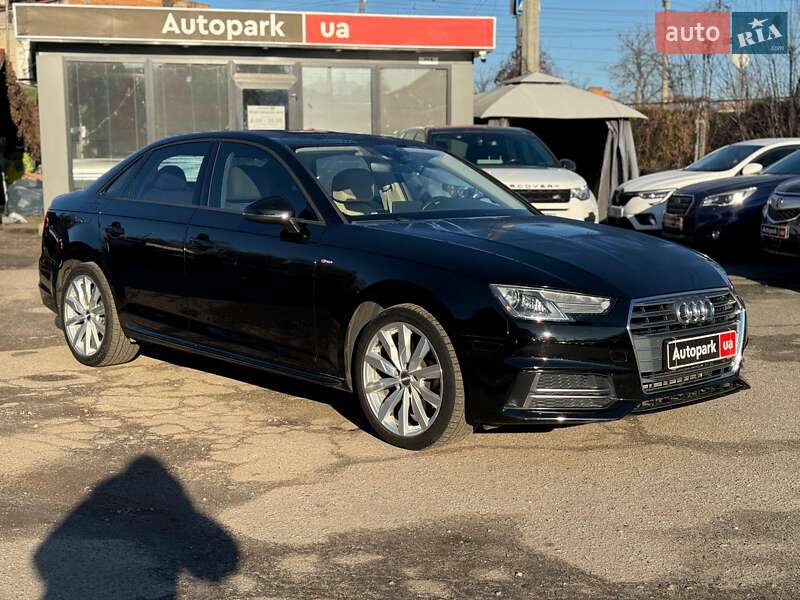 Седан Audi A4 2018 в Виннице