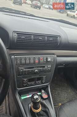 Седан Audi A4 1998 в Кропивницком