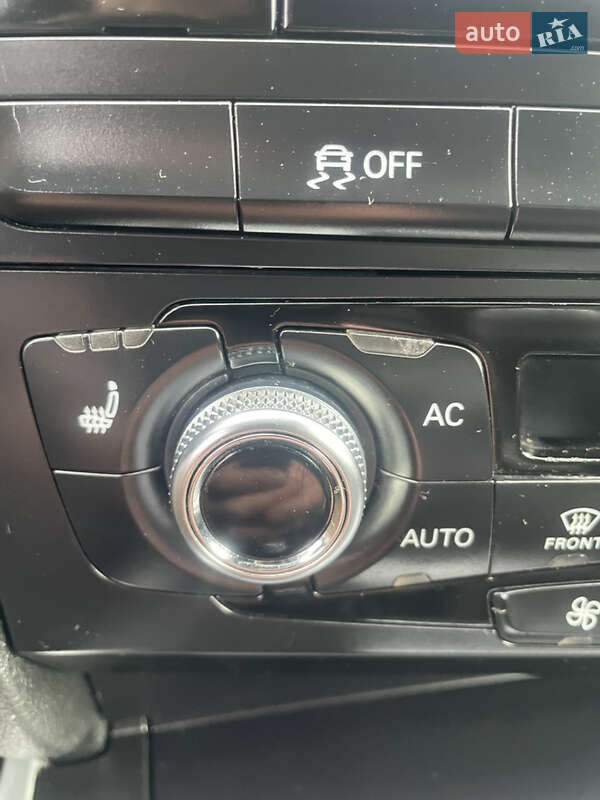 Седан Audi A4 2014 в Луцке