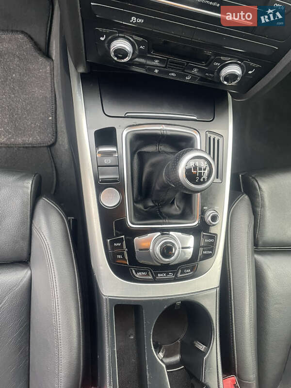 Седан Audi A4 2014 в Луцке