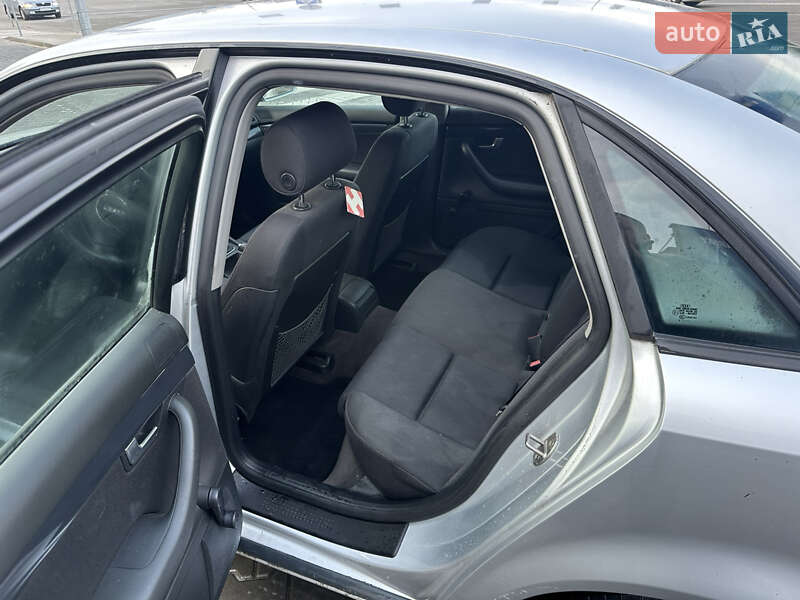 Седан Audi A4 2003 в Киеве