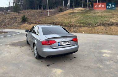 Седан Audi A4 2009 в Сходнице