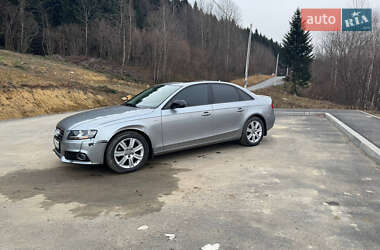 Седан Audi A4 2009 в Сходнице