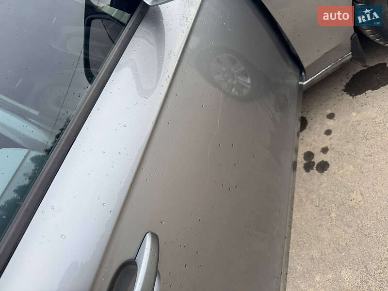 Седан Audi A4 2009 в Сходнице