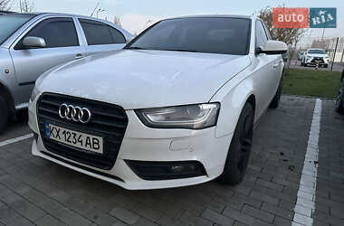 Седан Audi A4 2012 в Києві