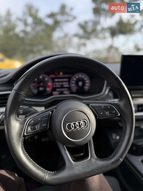 Универсал Audi A4 2019 в Львове