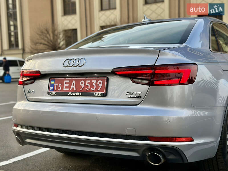 Седан Audi A4 2018 в Киеве