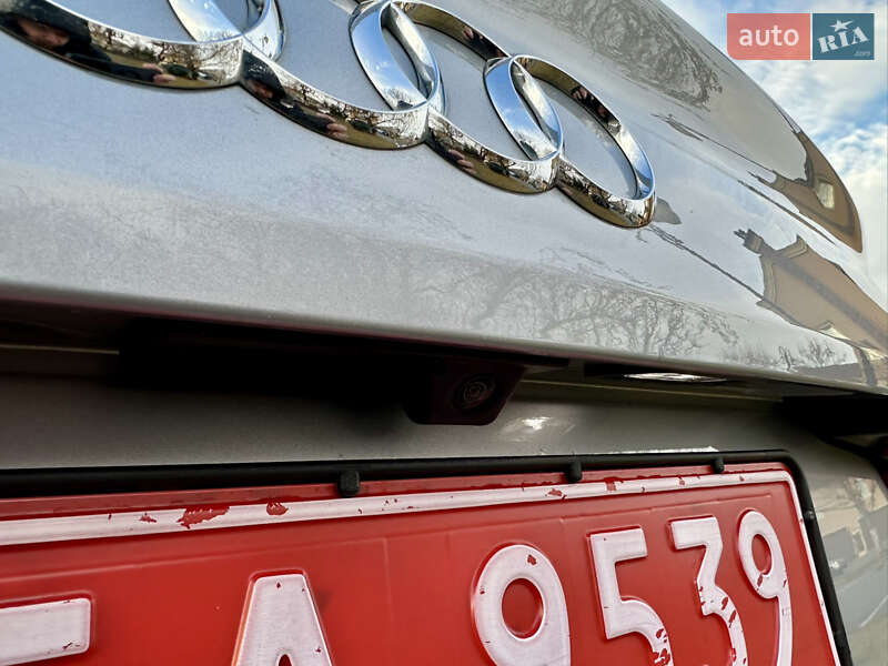 Седан Audi A4 2018 в Киеве