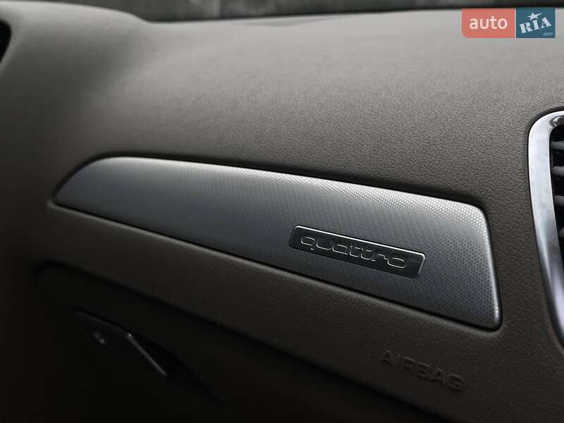 Седан Audi A4 2011 в Николаеве