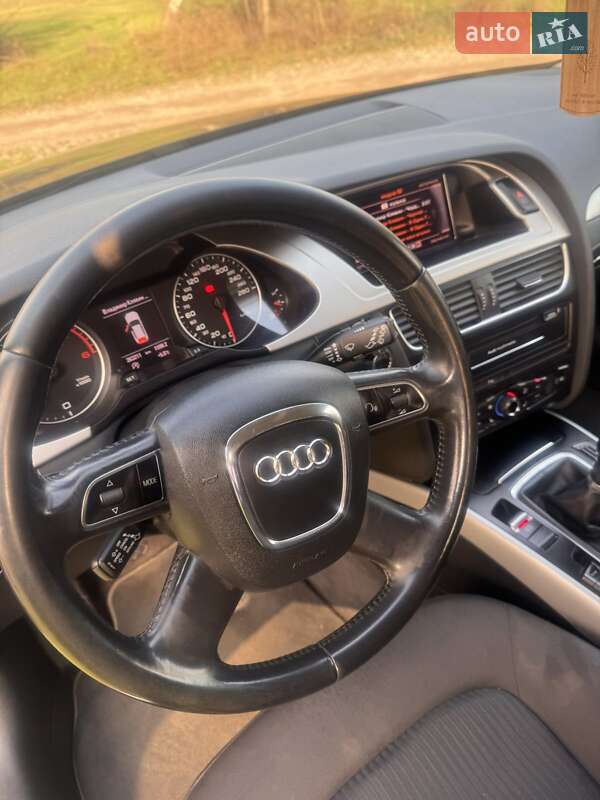 Универсал Audi A4 2011 в Южноукраинске