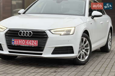 Седан Audi A4 2019 в Ровно
