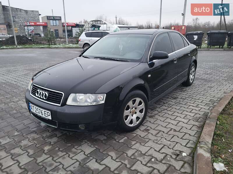Седан Audi A4 2001 в Тысменице