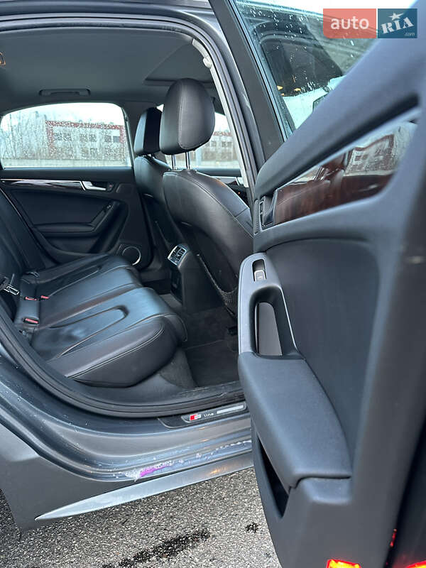 Седан Audi A4 2013 в Люботині