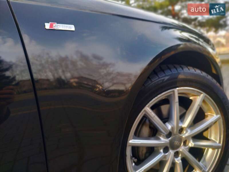 Седан Audi A4 2013 в Дрогобыче