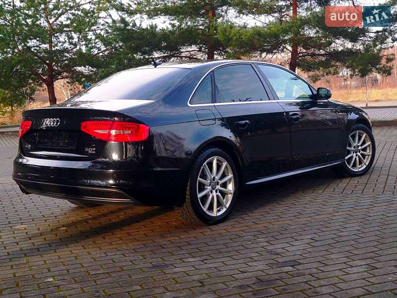 Седан Audi A4 2013 в Дрогобыче