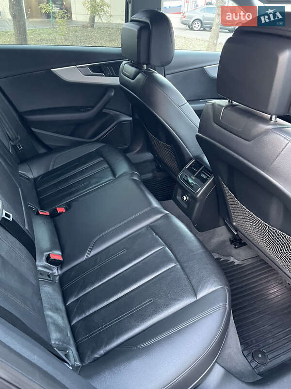 Седан Audi A4 2017 в Кривому Розі