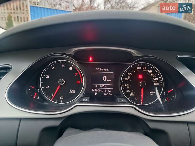 Седан Audi A4 2015 в Запорожье